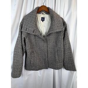 GAP Black and Beige Striped Heavy Winter Coat With Fold Over Size 8 Classic